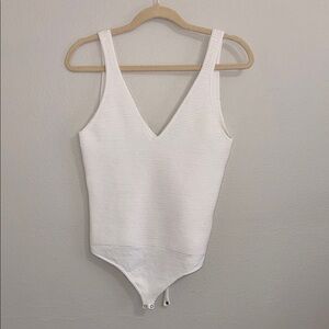 Abercrombie White Ribbed Bodysuit Size Medium